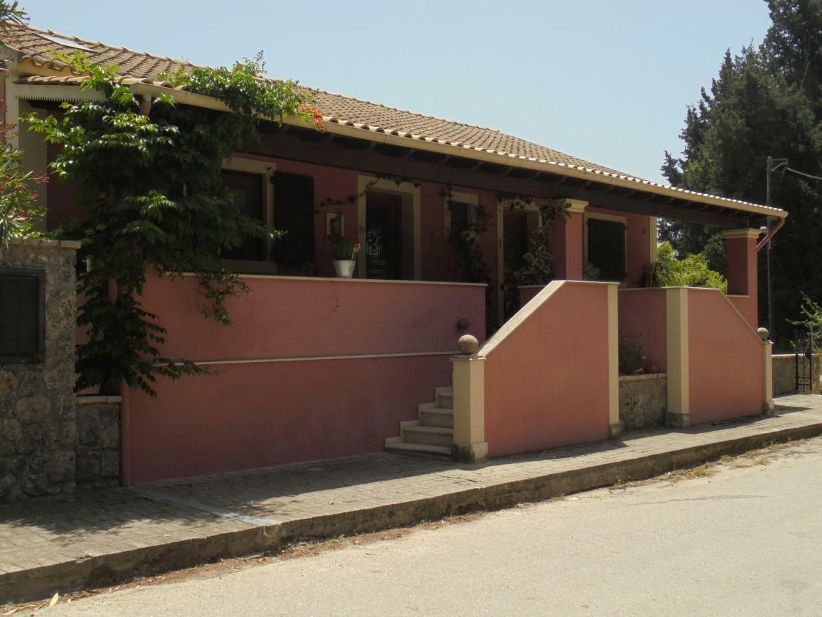 فيلا Hillsidehouse Magouládes المظهر الخارجي الصورة